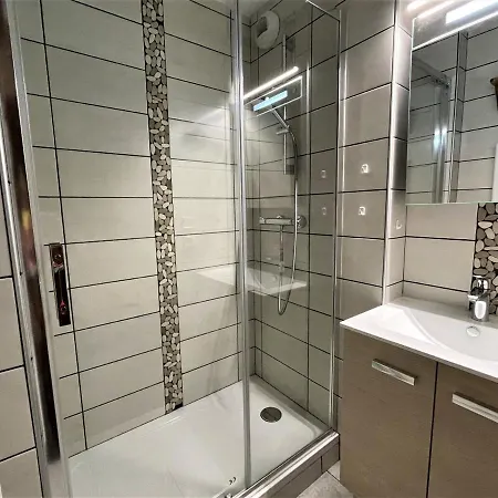 Апартаменты 3 Pieces 8 Pers, Balcon Sud-ouest, Aux Pieds, Animaux Acceptes, Les Menuires - Fr-1-452-90 Сен-Мартен-де-Бельвиль